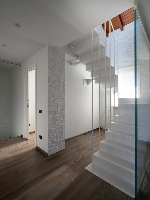 Leggerezza in una Scala trendy-trappe