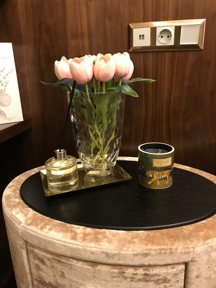 Апартаменты над рекой.