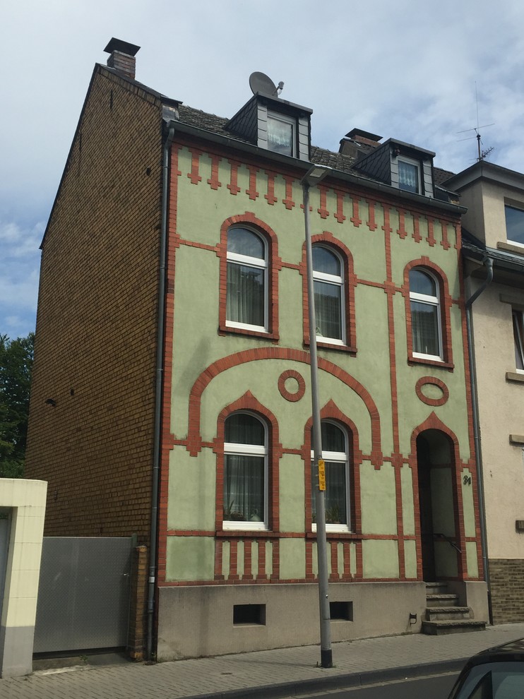 Strassenansicht vor der Sanierung