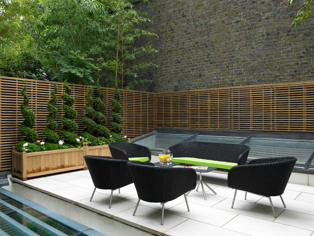 Garden contemporary-patio