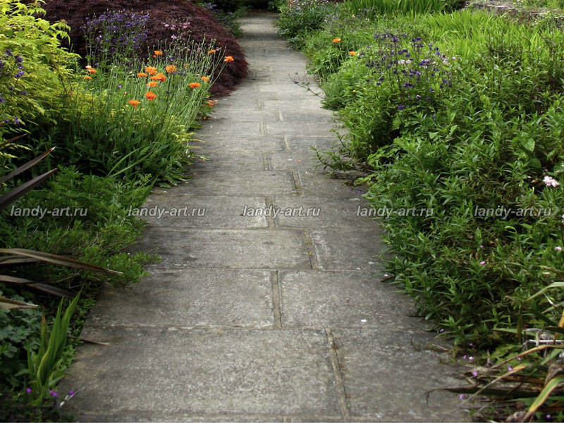 Мощение из натурального камня.