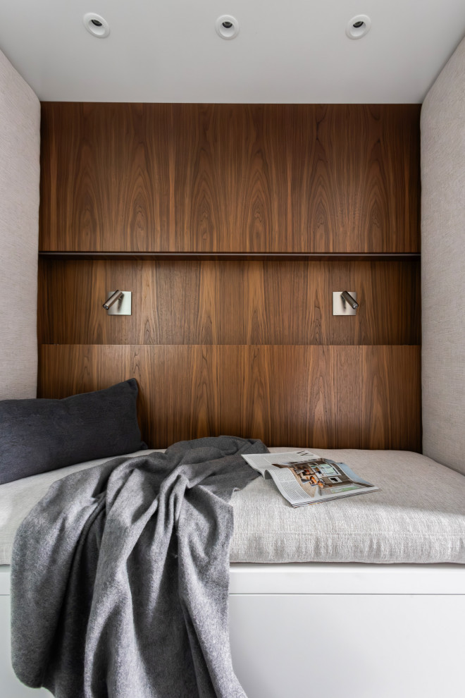 Example of a trendy kids' room design in Boston