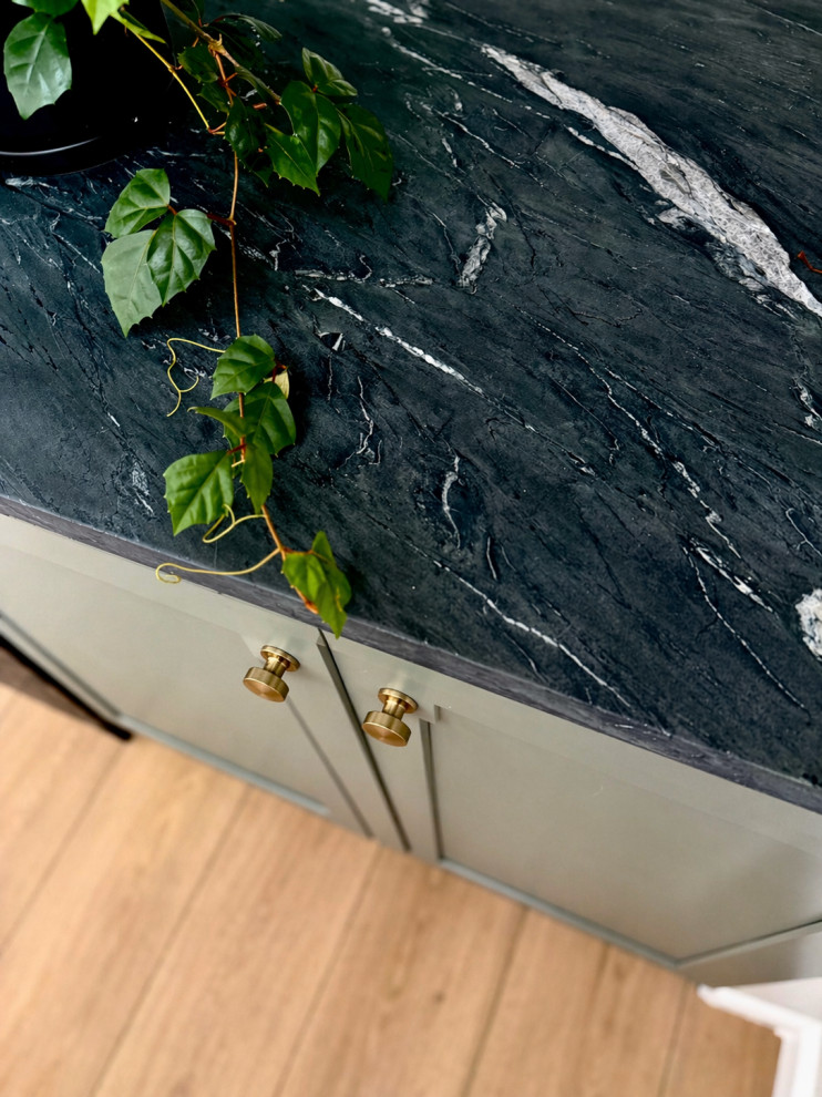 Sterling Serenity | Highlands Ranch, CO | Kitchen & Family Room Remodel