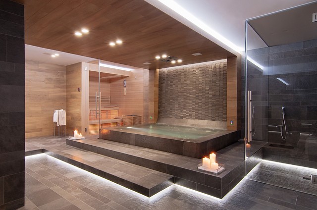 Luxury home | MQ. 750 contemporary-bathroom