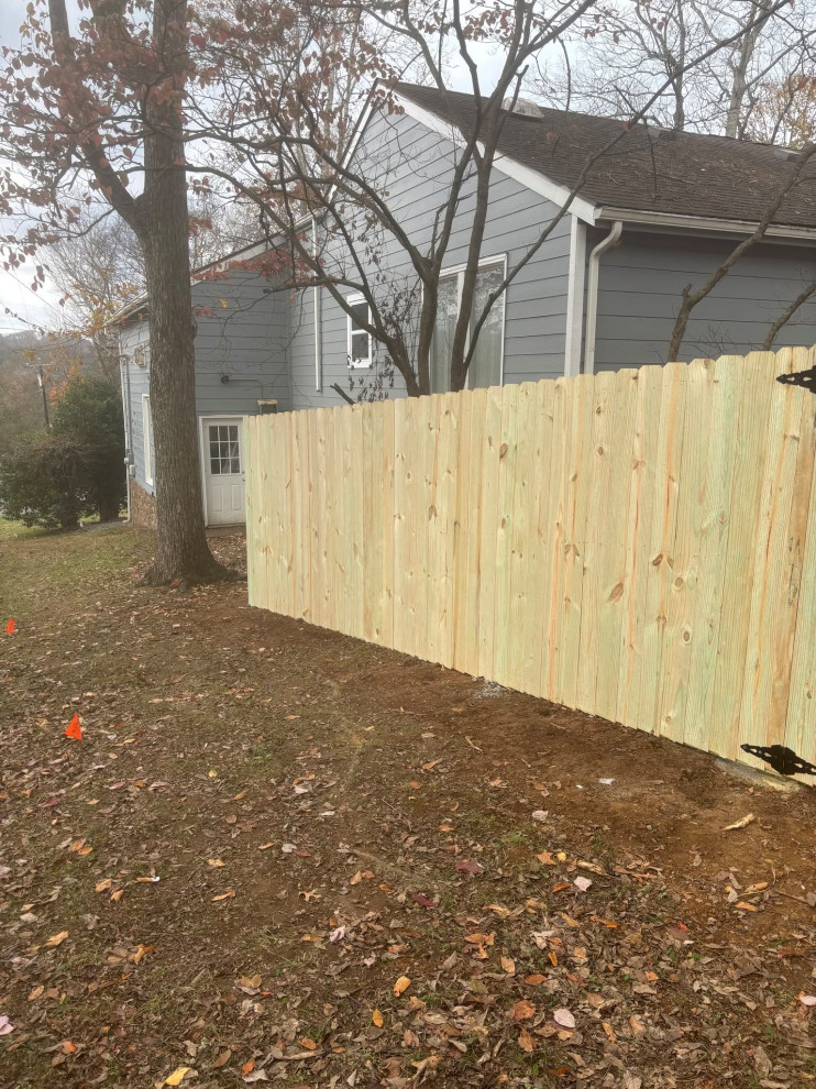 Custom Privacy Fence Installation