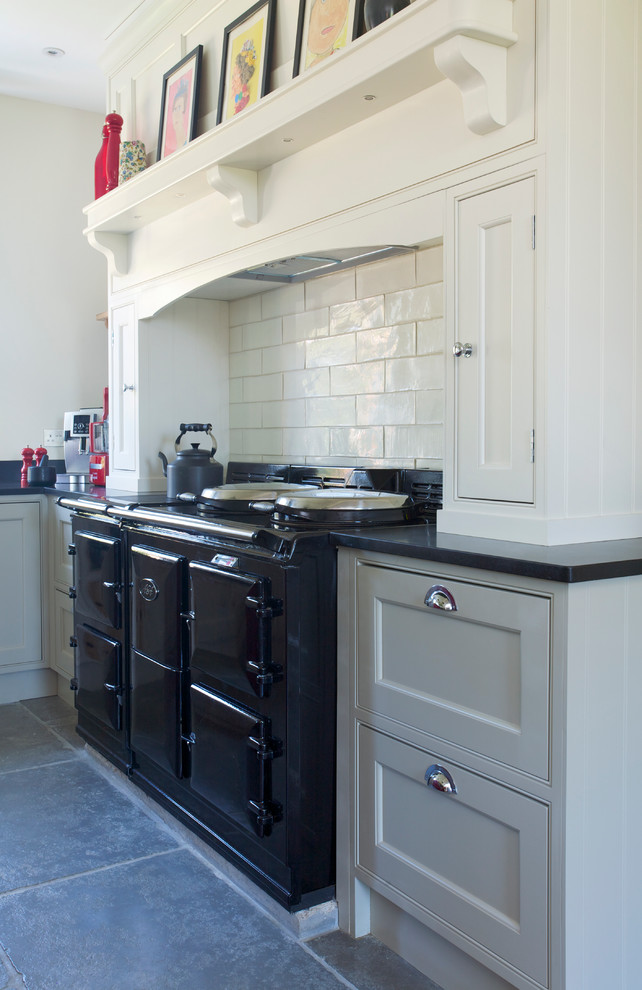 Photo of a transitional kitchen in Kent.