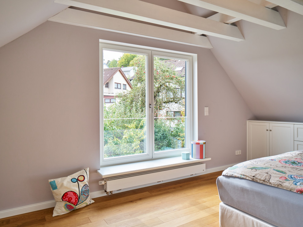 Design ideas for a bedroom in Stuttgart.