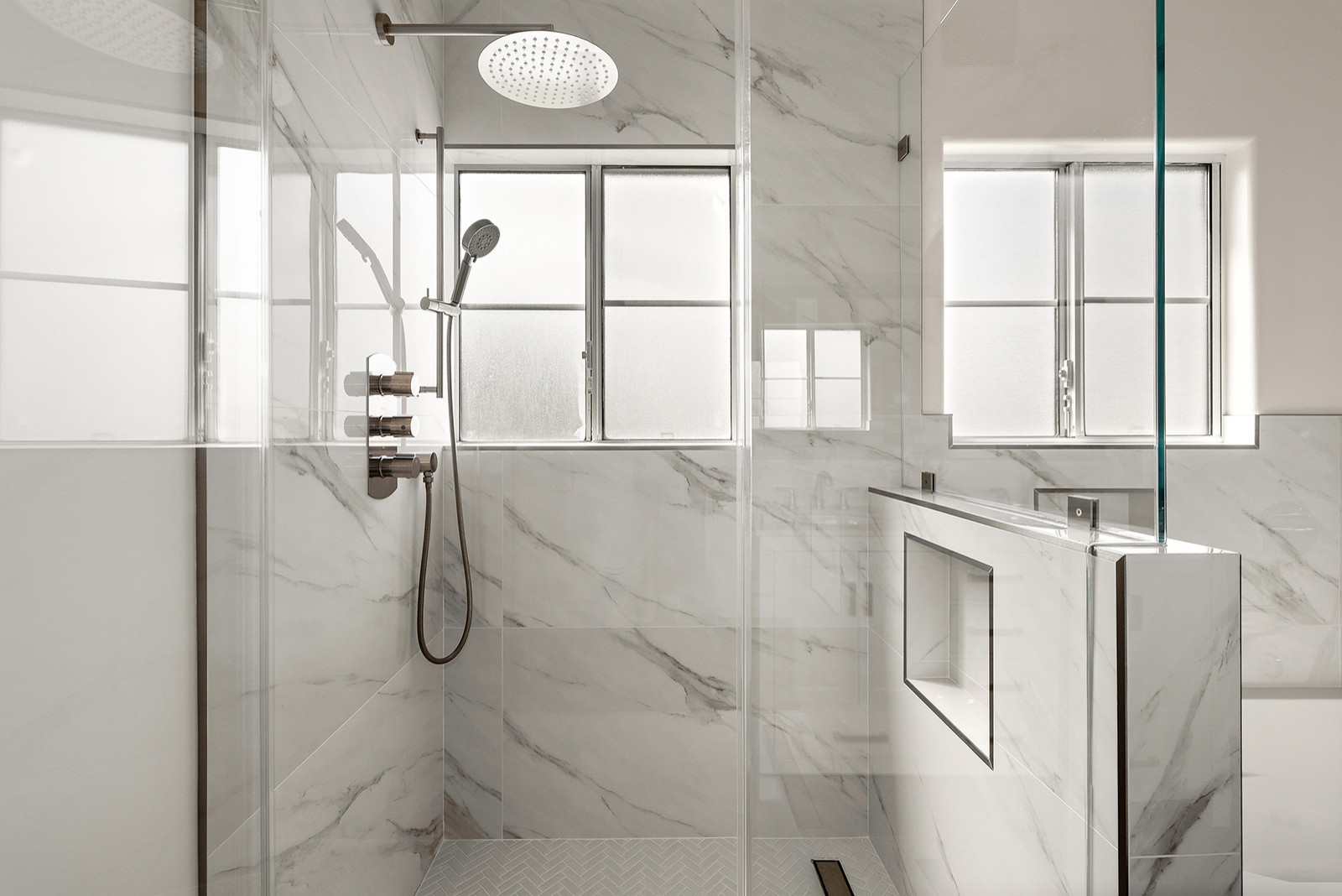 Los Angeles / Complete Bathroom Remodel