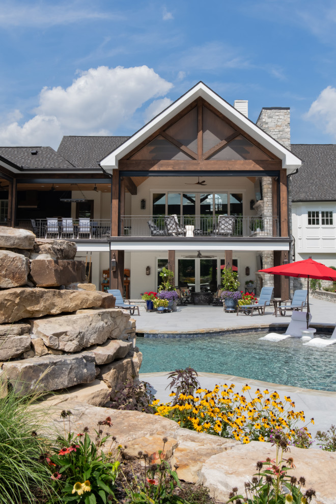 Home design - transitional home design idea in Nashville