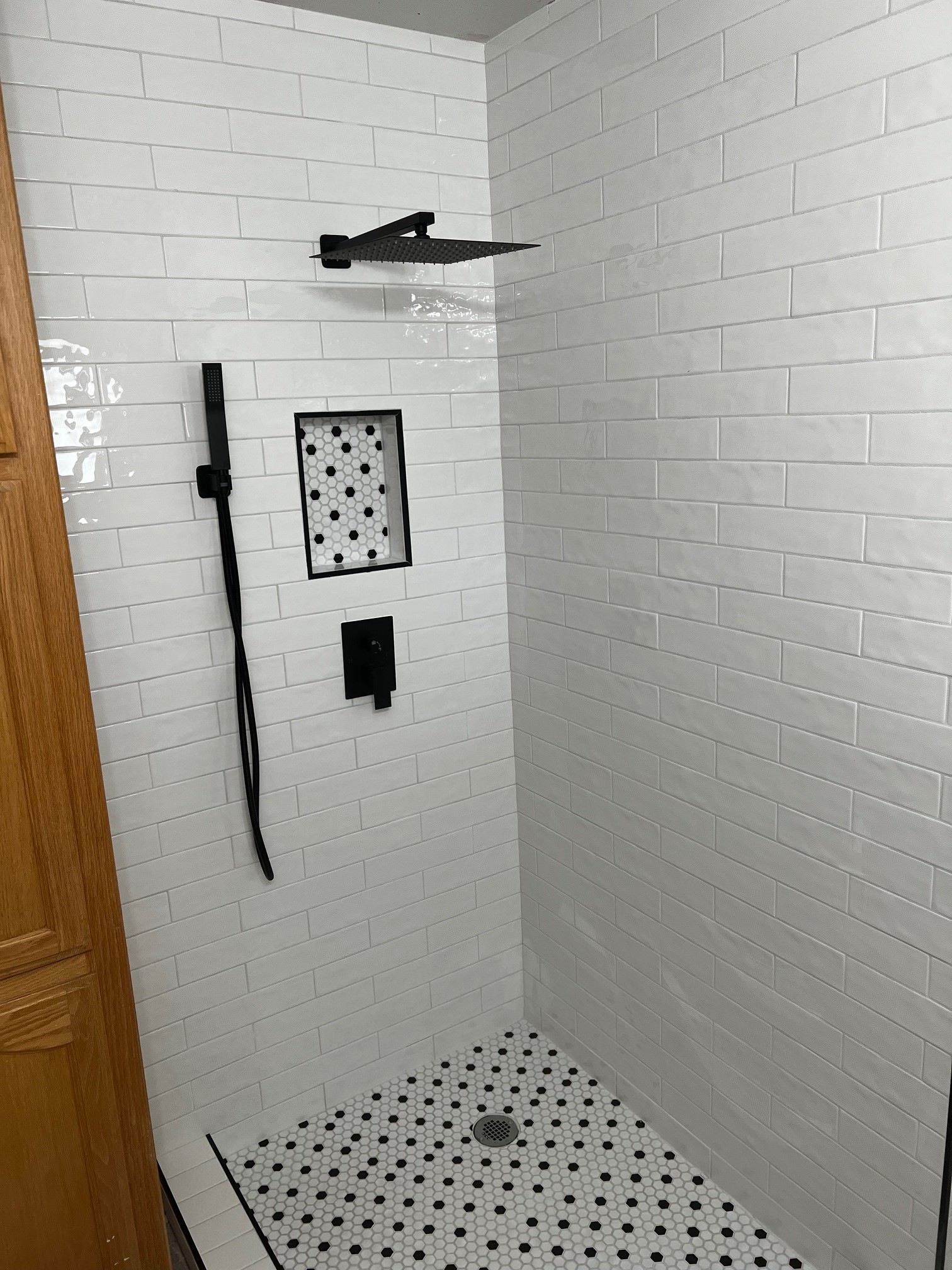 Bathroom black and white