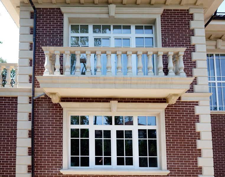 Комбинированная отделка загородного дома