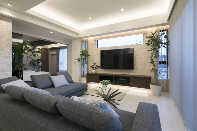 テニスの出来る部屋のある邸宅 moderne-salon