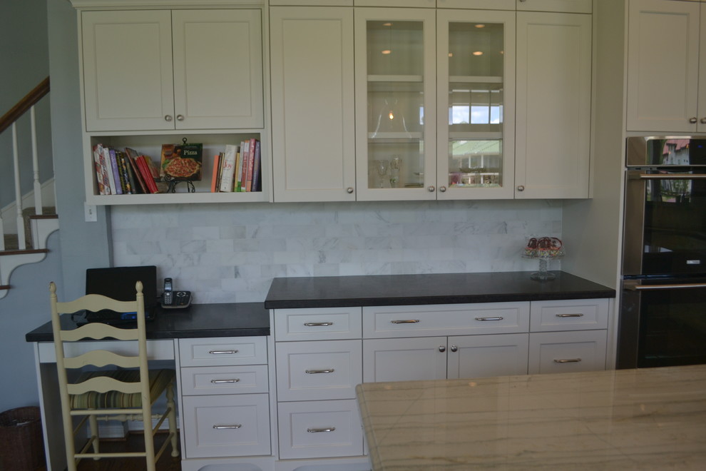 Seeking the perfect desk chair for kitchen