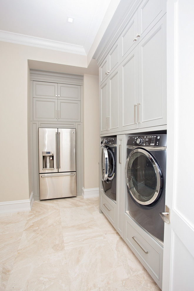 Inspiration for a modern laundry room in Miami.