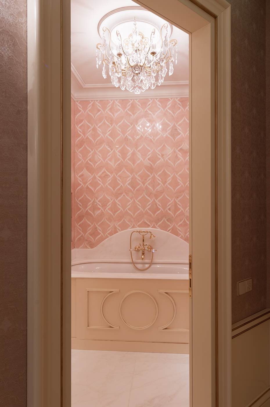 Люстры SCHONBEK