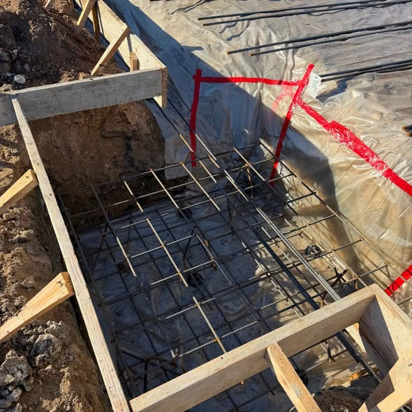Project Spotlight: Commercial Slab — Site Prep & Steel Placement
