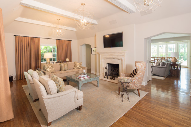 Transitional Tudor transitional-living-room