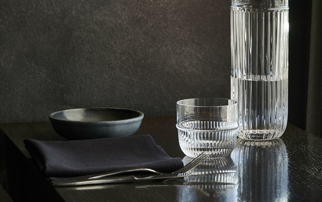 Table setting kitchen