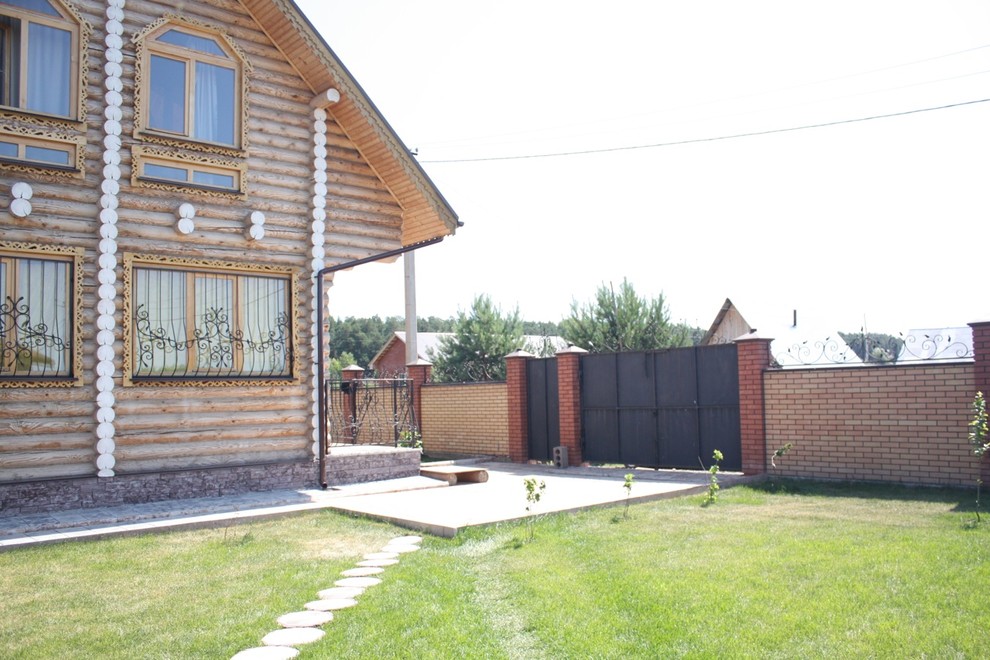 Дом из оцилиндрованного бревна на Каме