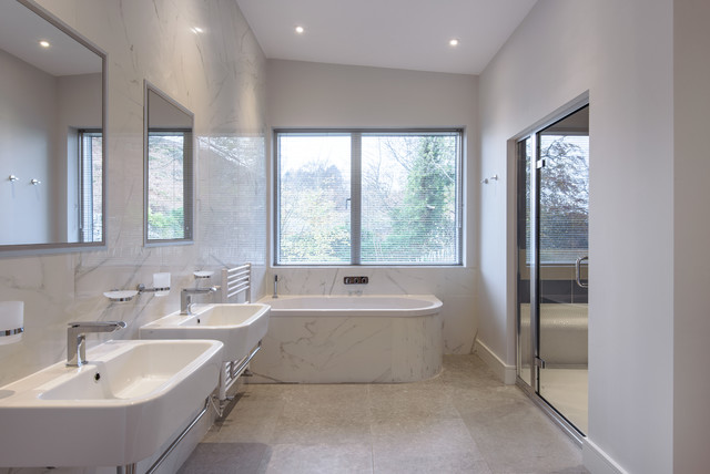 Ecclestoun bathroom