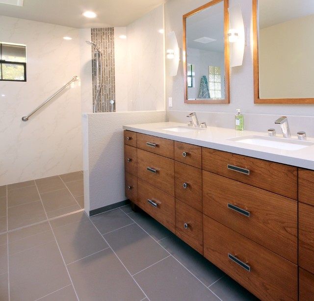 Masterbath Makeover transitional-bathroom