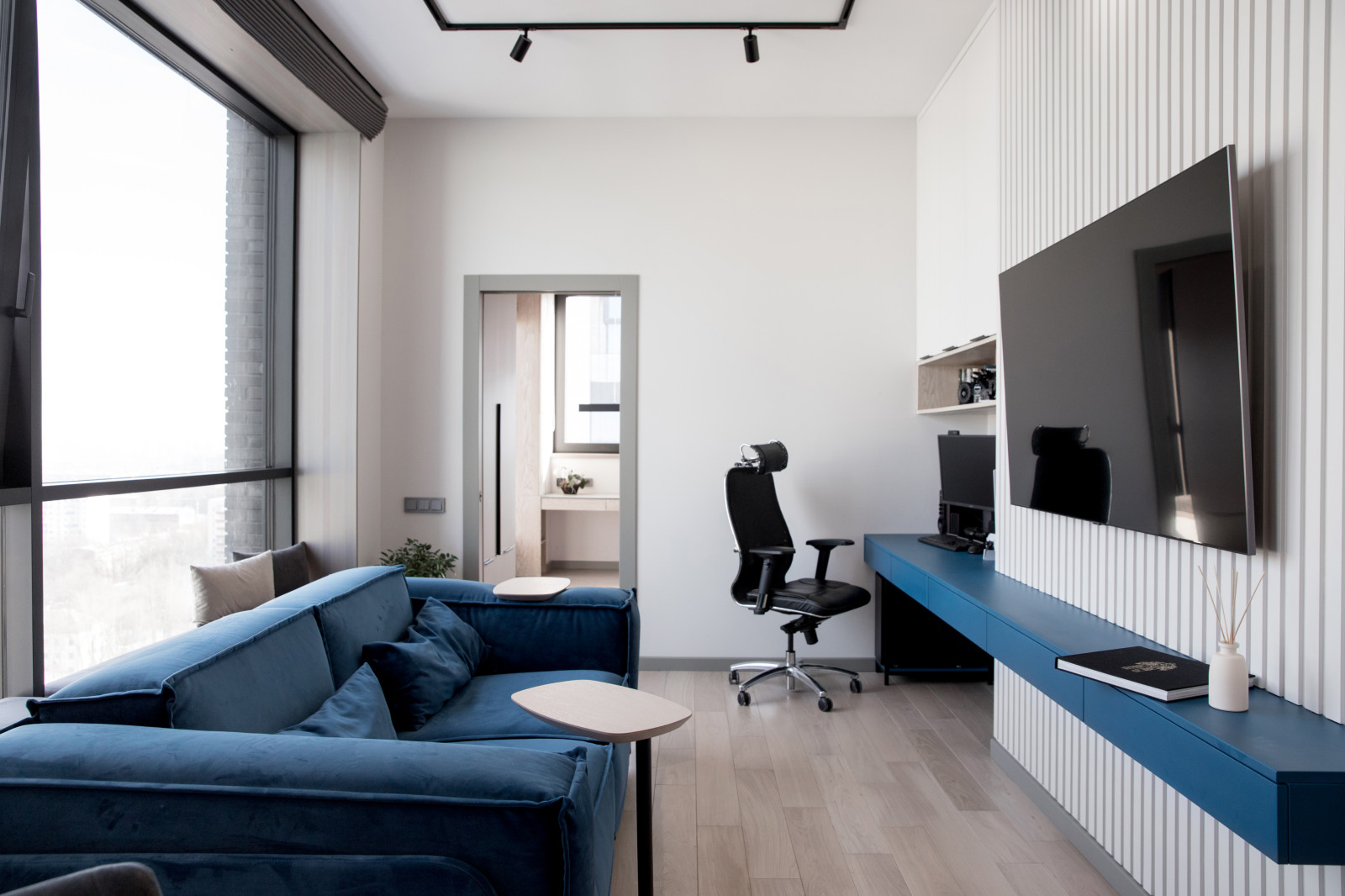 Небесно синий в ЖК Новочеремушкинская 17