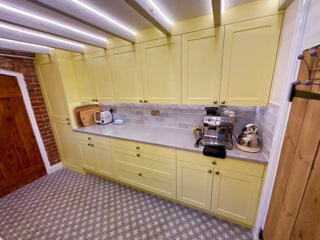 Belper Yellow Shaker Kitchen country-kitchen
