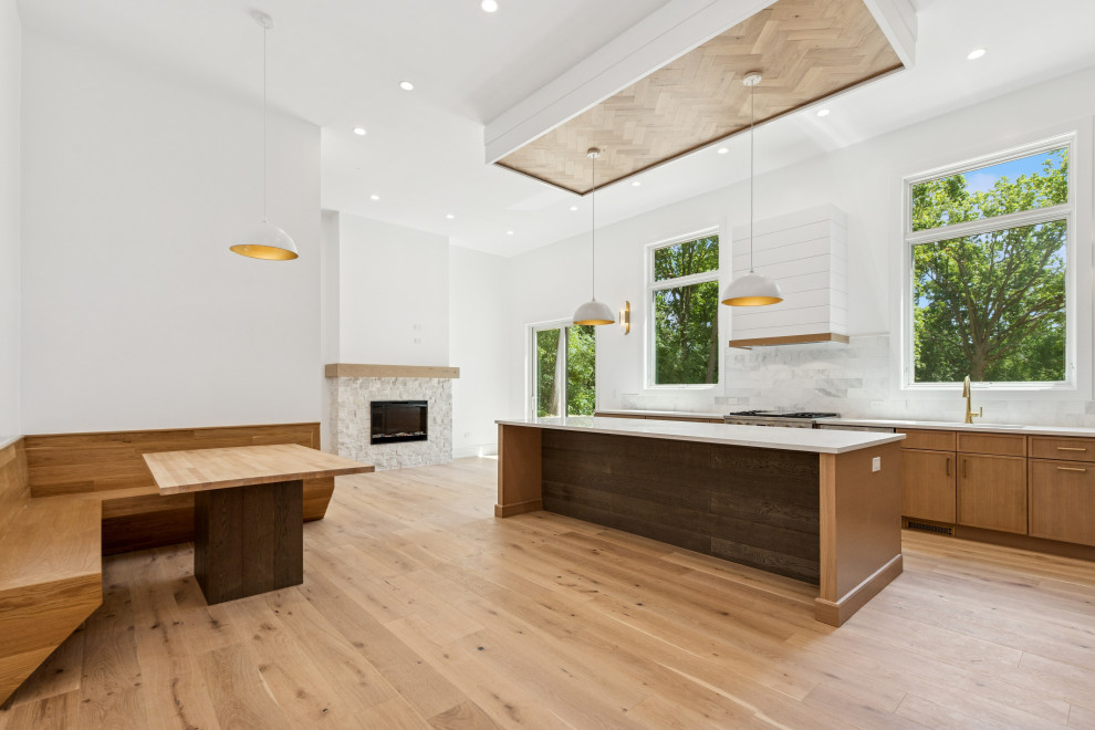 Integrated Kitchen & Living with Built-In Banquette and Slatted Ceiling Feature