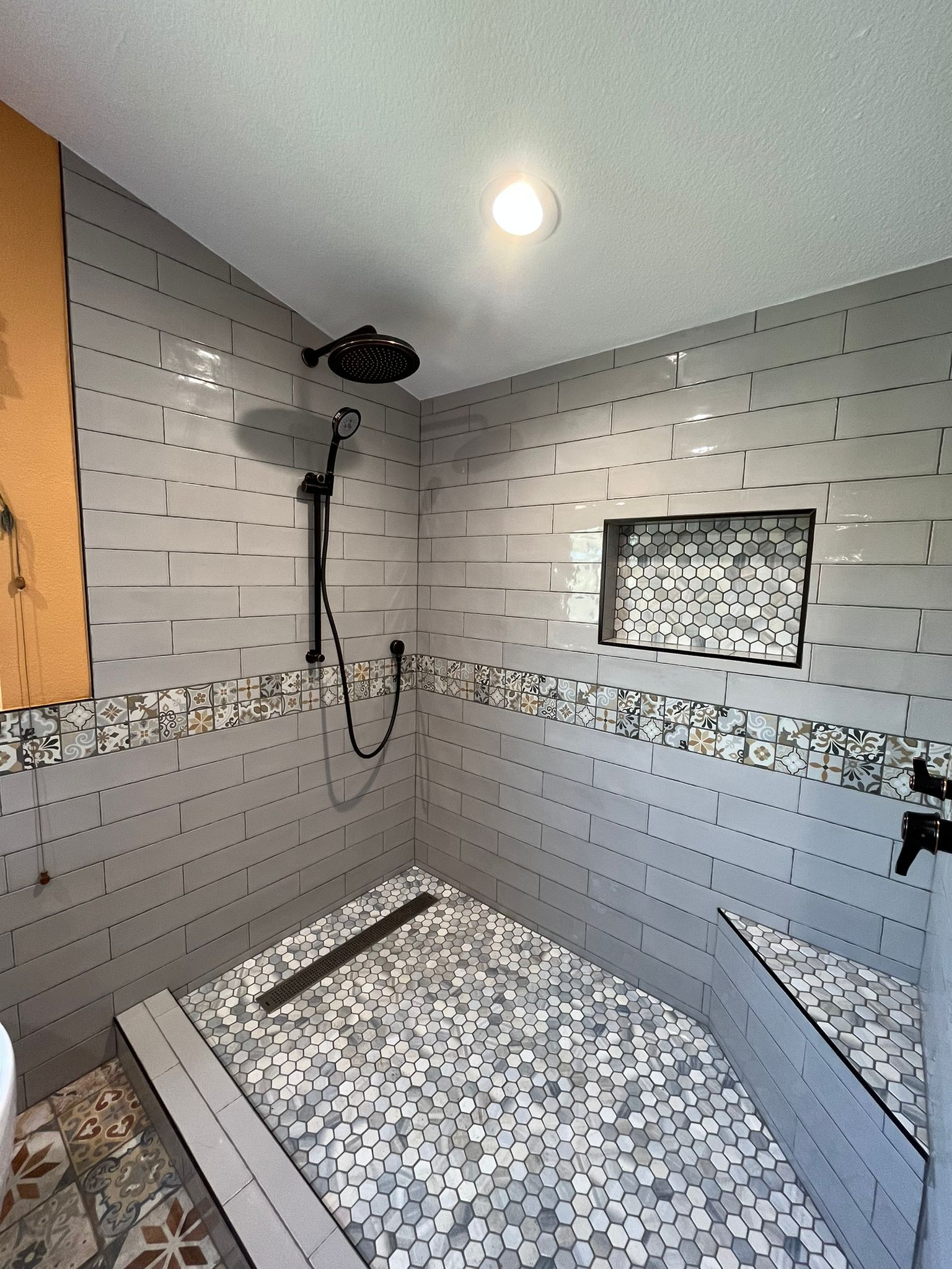 Los Angeles Free standing tub & Shower combo