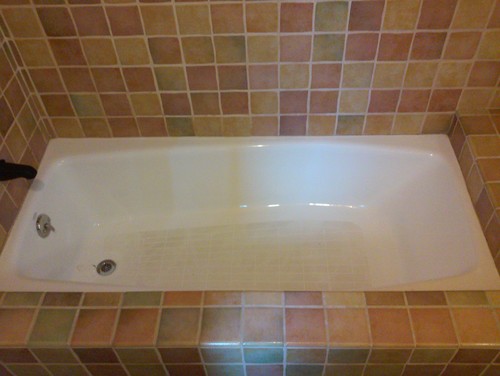 Help Salvaging A Kohler Villager Tub With An Odd Installation Salvaging A Kohler Villager Tub With An Odd Installation
