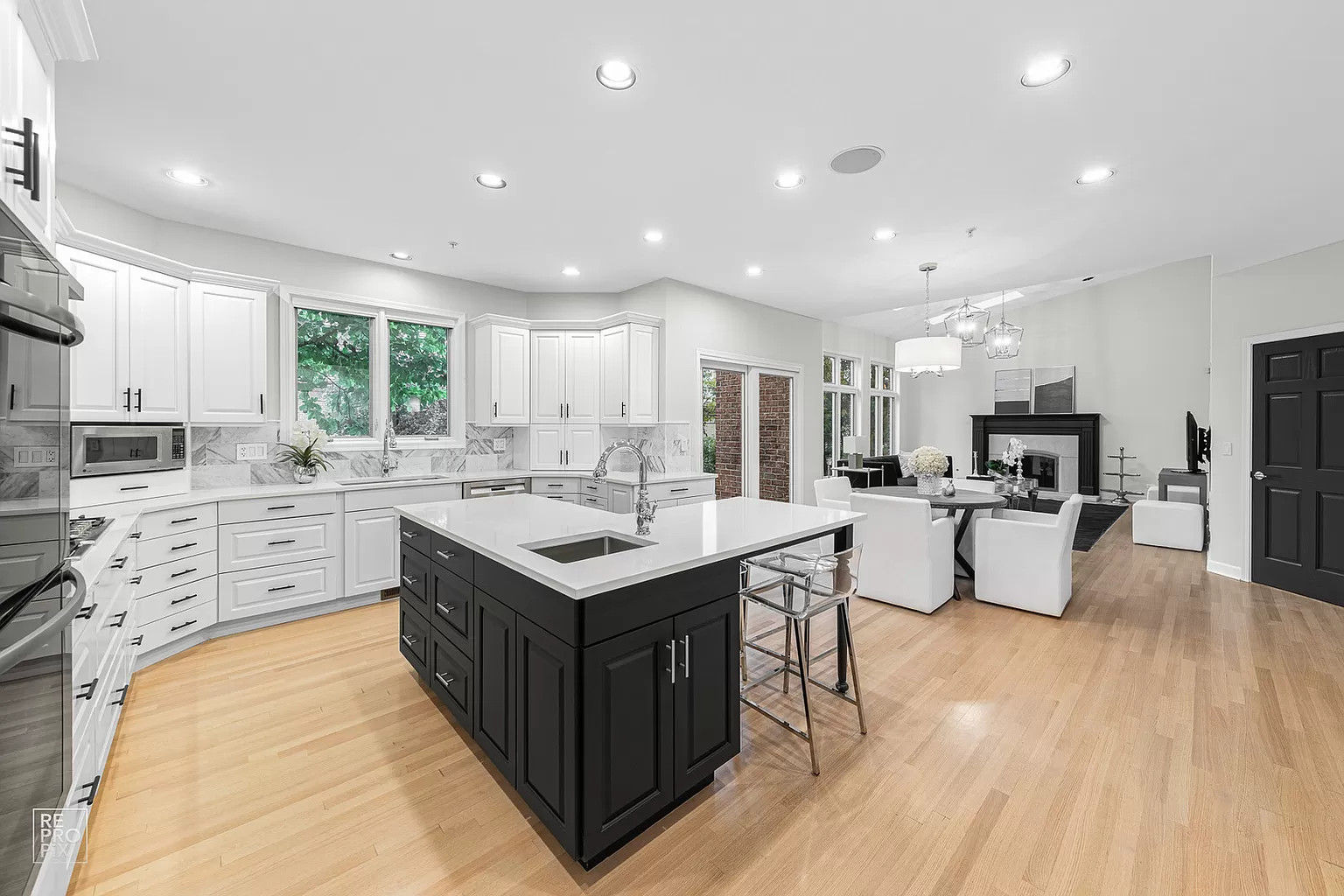 Chestnut Contemporary
