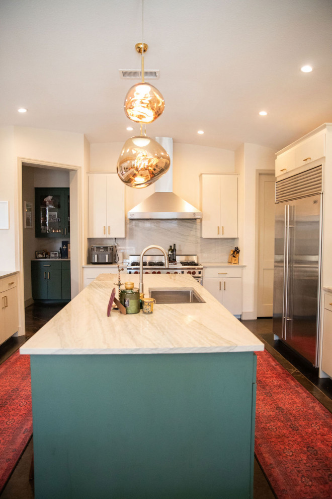 Entry, Living, Kitchen, Laundry + Bathrooms