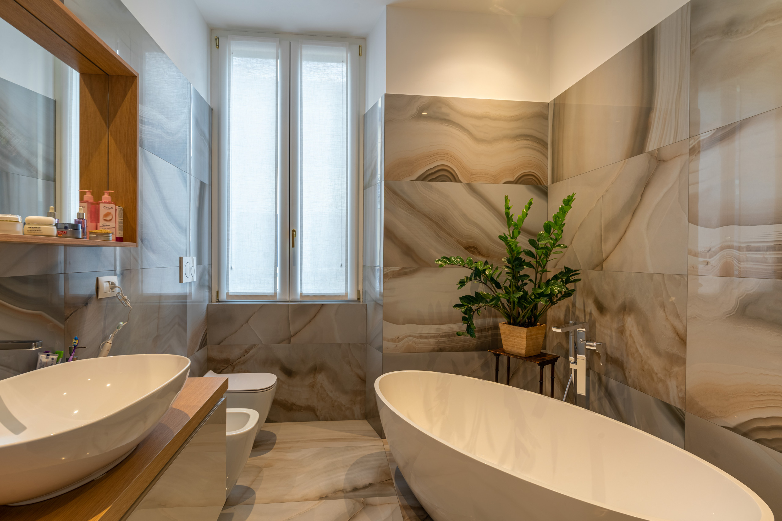 CORSO PLEBISCITI |  Bagno in camera
