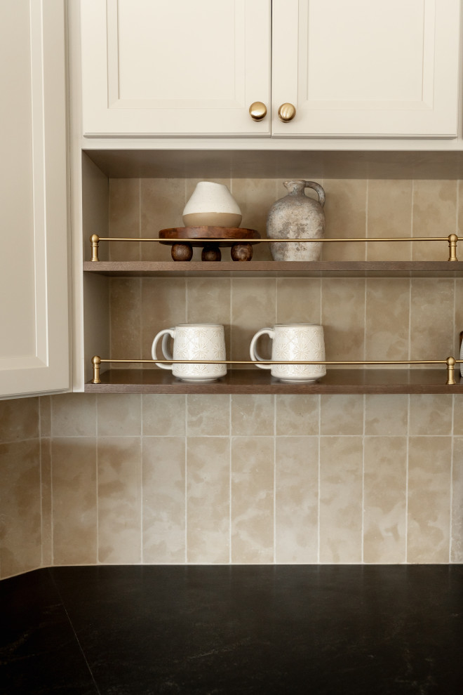 Inspiration for a transitional home design remodel in Phoenix