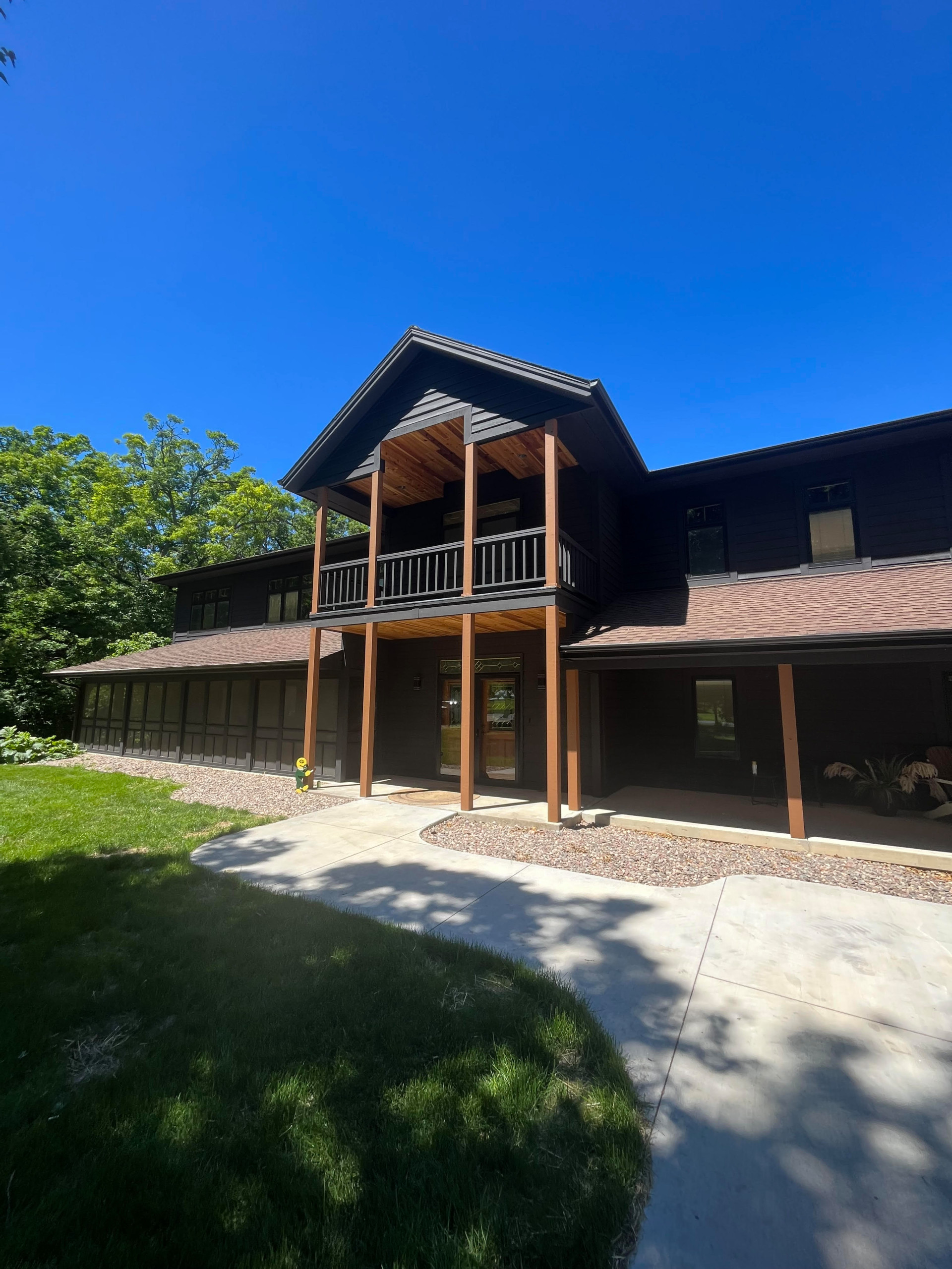 Green Lake Large Black house