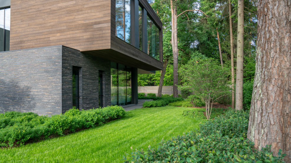 В гармонии с лесом. Модернистский сад. КП Новоуспенский 2020 г