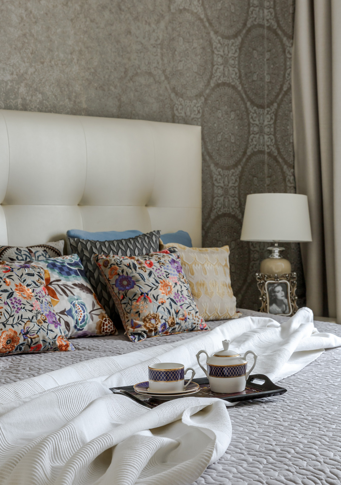 Светлая неоклассика