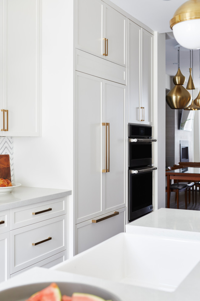 Kitchen - kitchen idea in Toronto