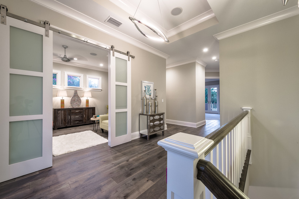 Transitional home design photo in Miami