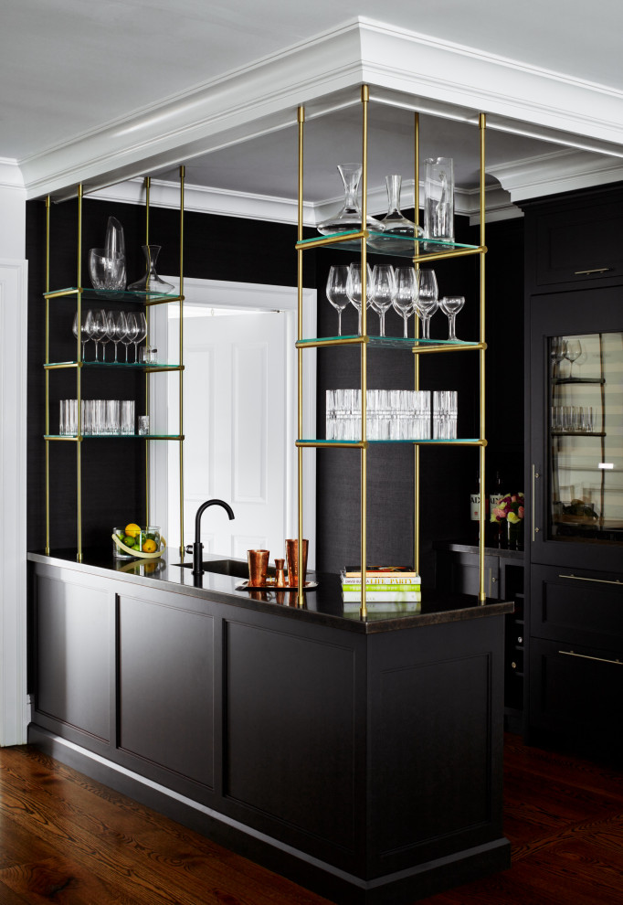 Design ideas for a transitional home bar in New York.