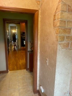 Entryway - transitional entryway idea