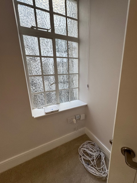 Full refurbishment works of high-end flat (x5 Bedrooms)at high street kensignton