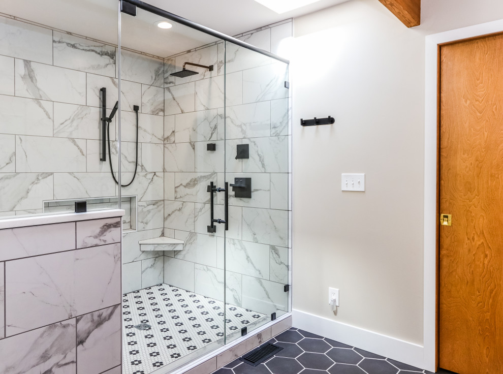Mid-sized midcentury master bathroom in Seattle with flat-panel cabinets, medium wood cabinets, an alcove tub, a two-piece toilet, black and white tile, porcelain tile, grey walls, porcelain floors, an undermount sink, engineered quartz benchtops, black floor, white benchtops, a double vanity and a built-in vanity.