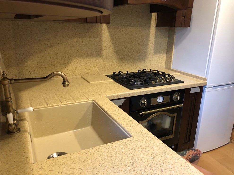 Столешницы из искусственного камня в кухню