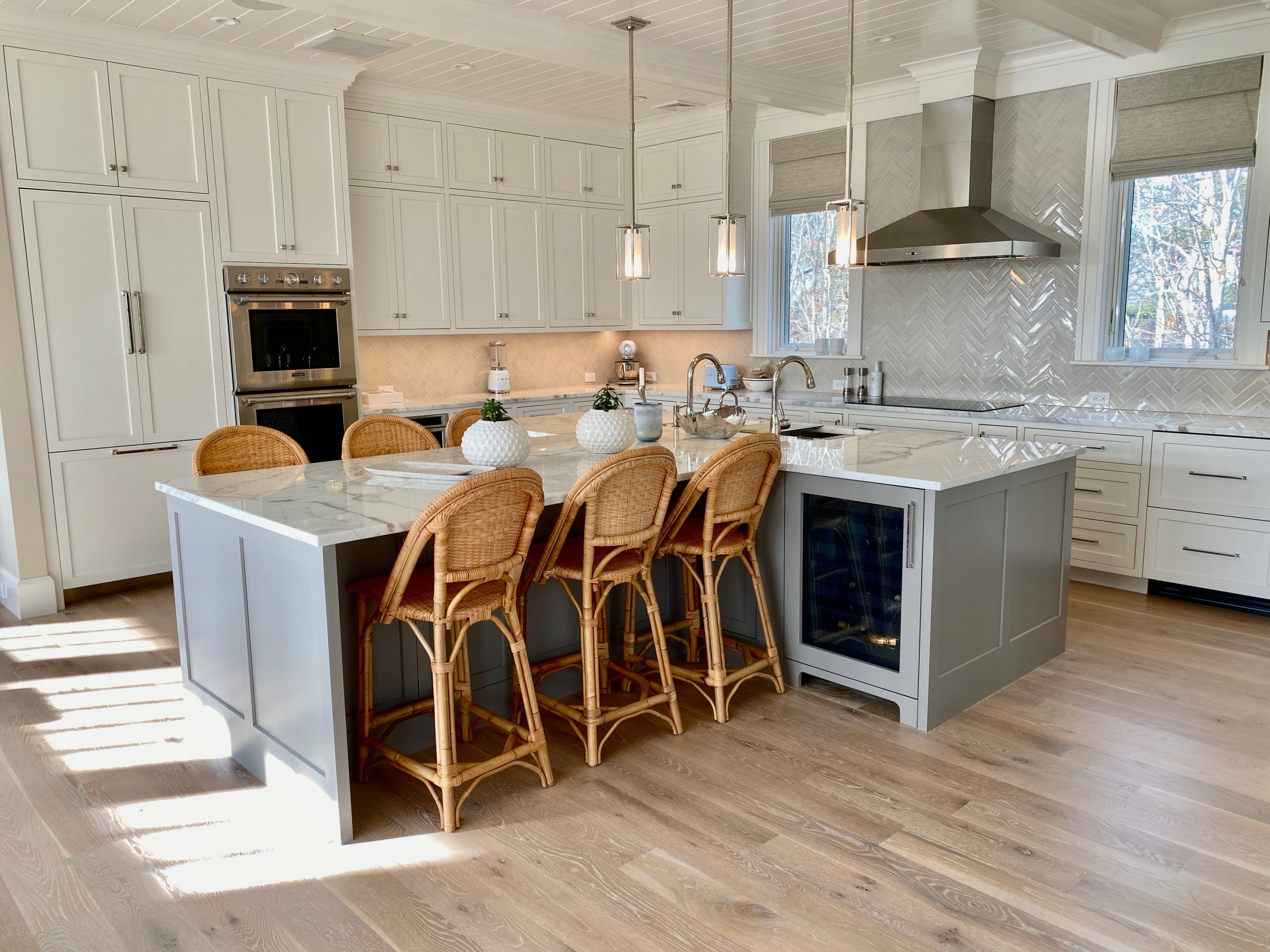 Cape Cod Dining room/kitchen