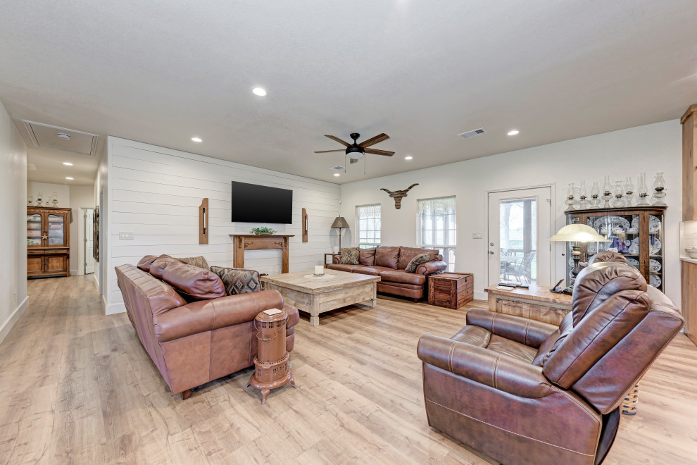 Kitchen, Bathroom, Floors & Windows