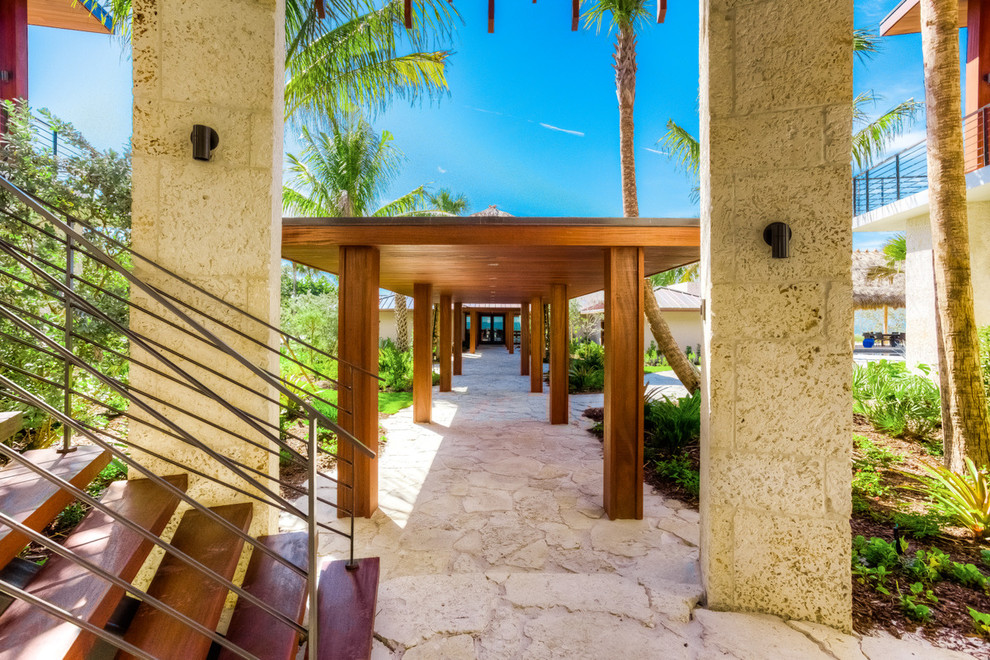 Design ideas for a tropical entryway in Tampa.
