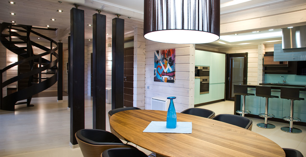 Деревянный коттедж " В зеркальном отражении"