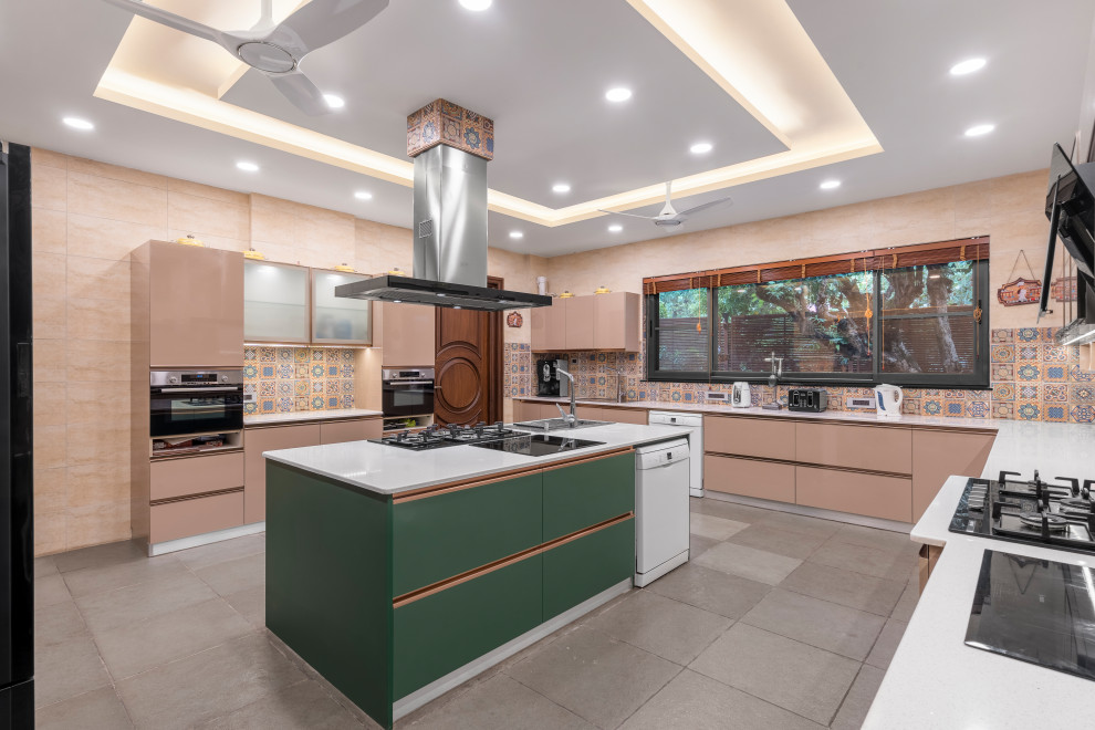 Design ideas for a world-inspired kitchen in Delhi.