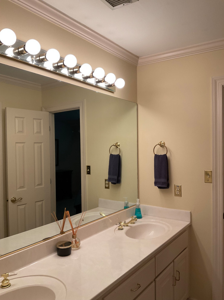 Michaud Guest Bath